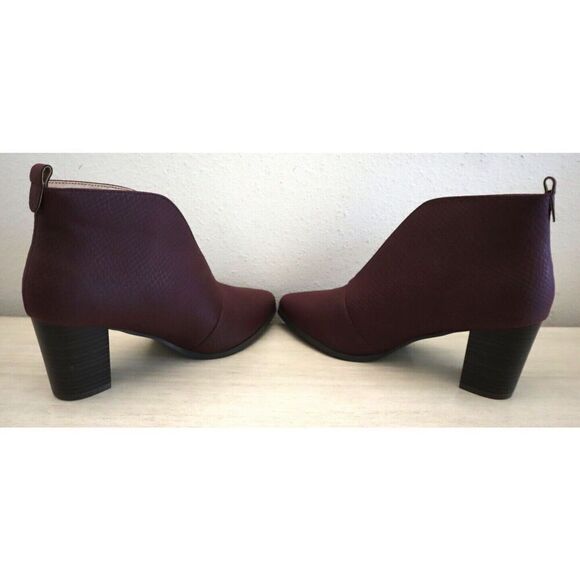 Journee Collection Women Sz 9 Wine/Burgundy Bellamy Block Heel Dress Bootie - Picture 4 of 7